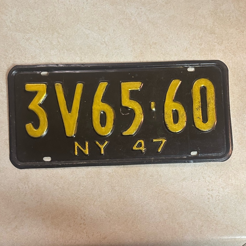 Vintage 1947 New York State License Plate